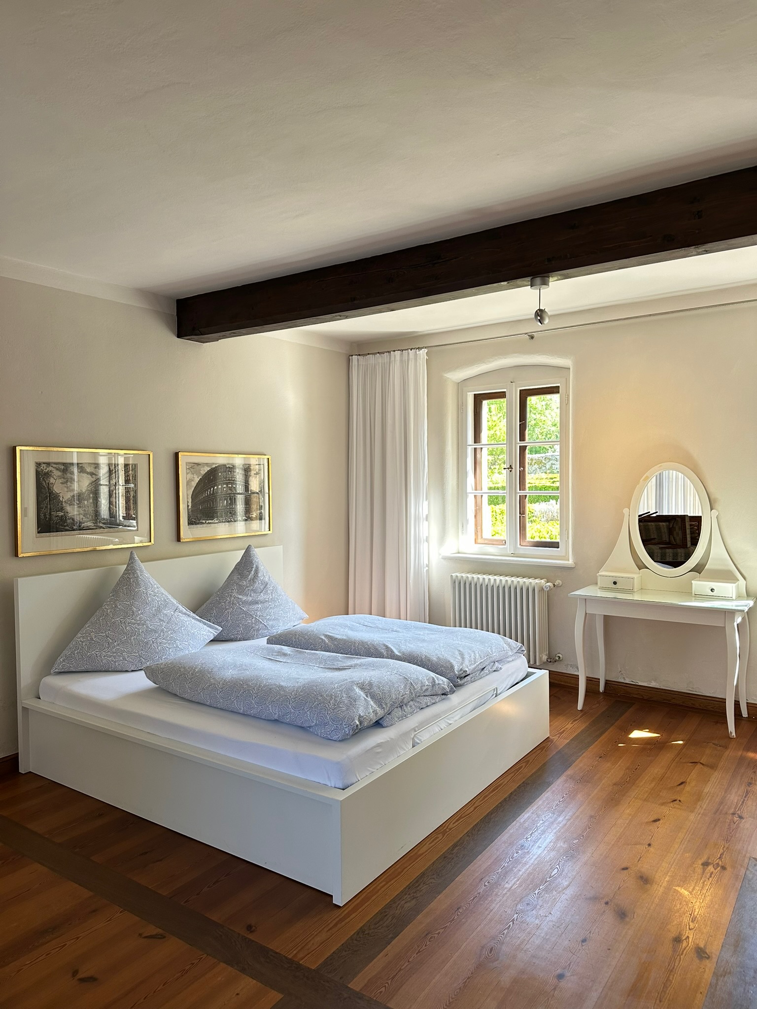 Schlafzimmer Untergeschoss