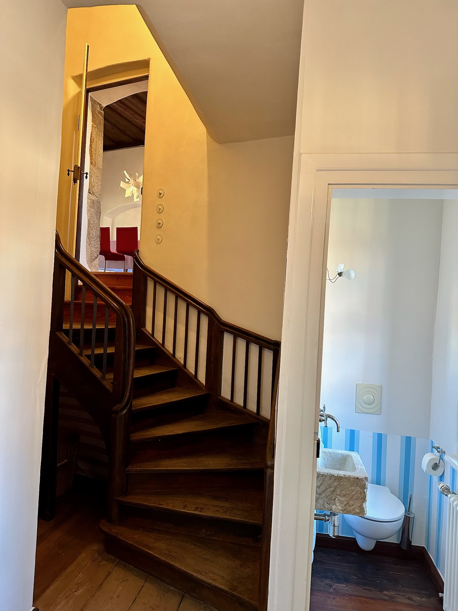 Treppe zum Trauungssaal